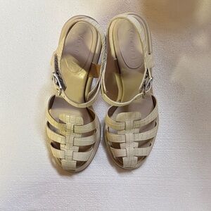 Vicenza Cream Women's Sandals